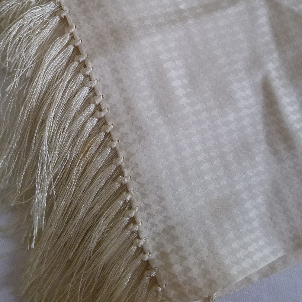 💜Vintage DIOR Fringed Scarf
